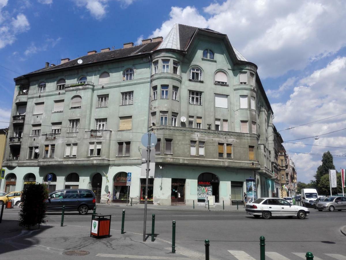 Minion & Snoopy Apartman Будапеща Екстериор снимка